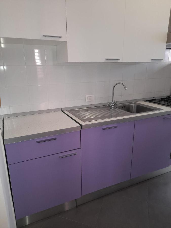 Tranquiloh Apartment Home Терні Екстер'єр фото