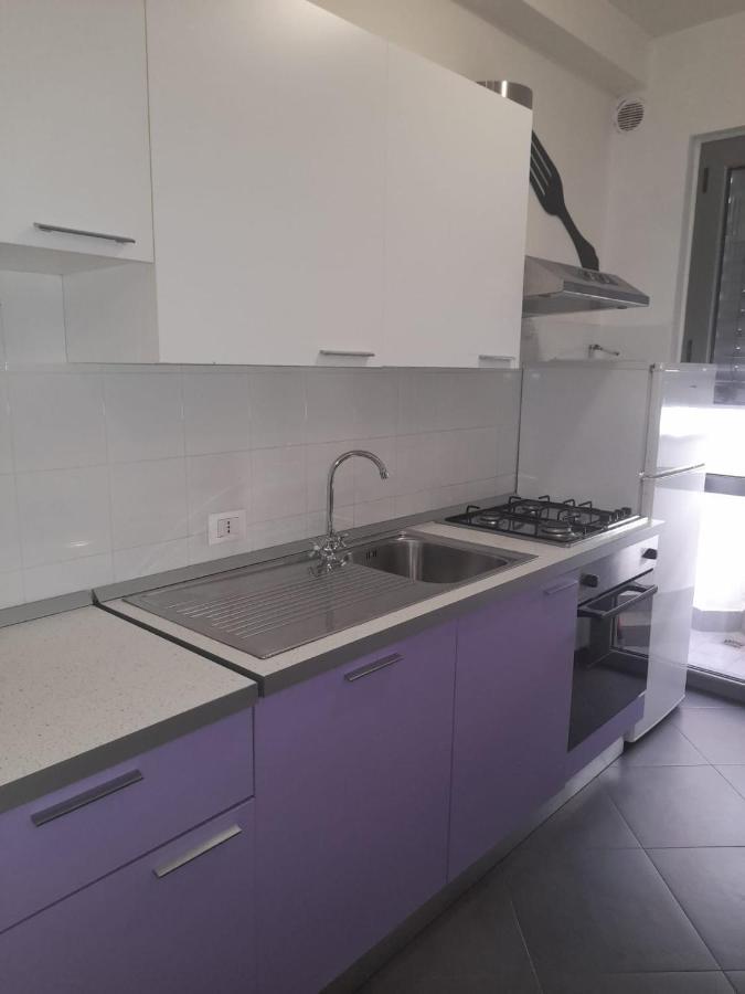Tranquiloh Apartment Home Терні Екстер'єр фото