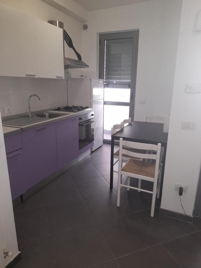 Tranquiloh Apartment Home Терні Екстер'єр фото